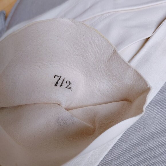 💯% White Leather long Gloves - flower design - Picture 8 of 9